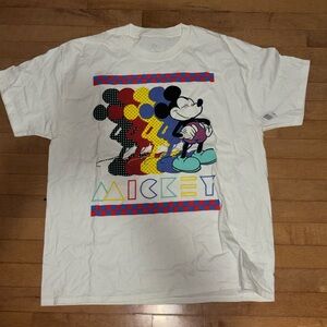 NWT Vintage Look Mickey Mouse  Graphic T-Shirt - XL